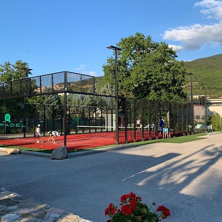 Residenza Le Querce Trilocale Villa Fossato di Vico Ngoại thất bức ảnh