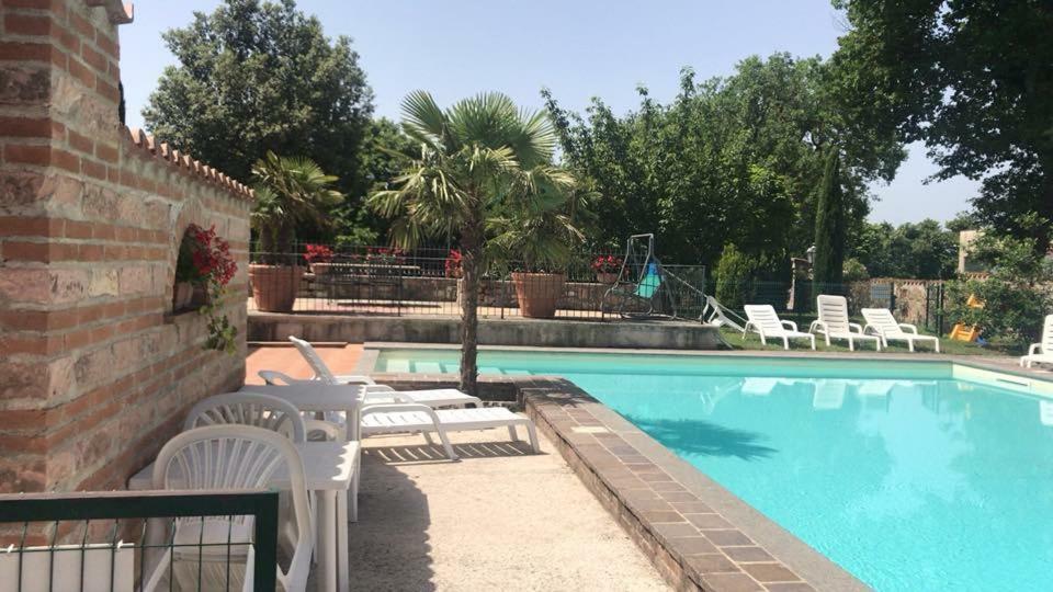 Residenza Le Querce Trilocale Villa Fossato di Vico Ngoại thất bức ảnh